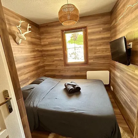Renove Au Pied Des Pistes Avec Piscine, Sauna, Linge Inclus Et Animaux Acceptes Flumet